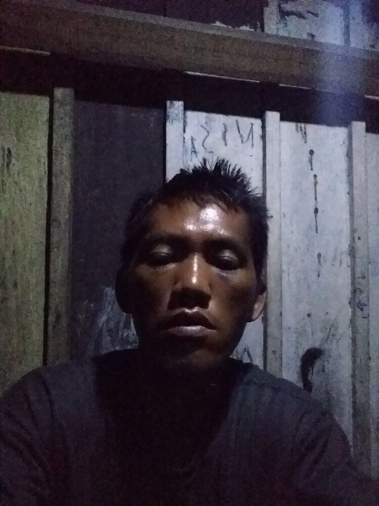  ,   Adi, 28 ,   ,   , c 
