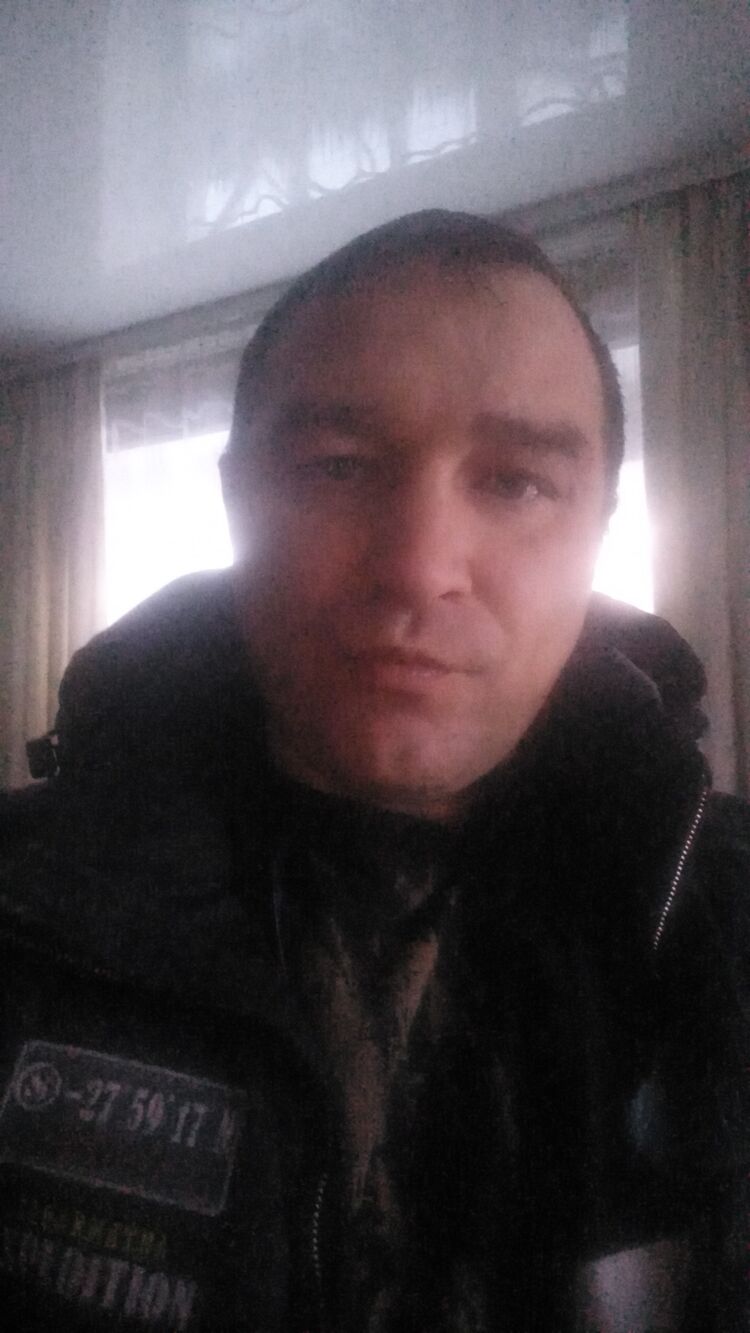  32588713  Sergey, 37 ,    