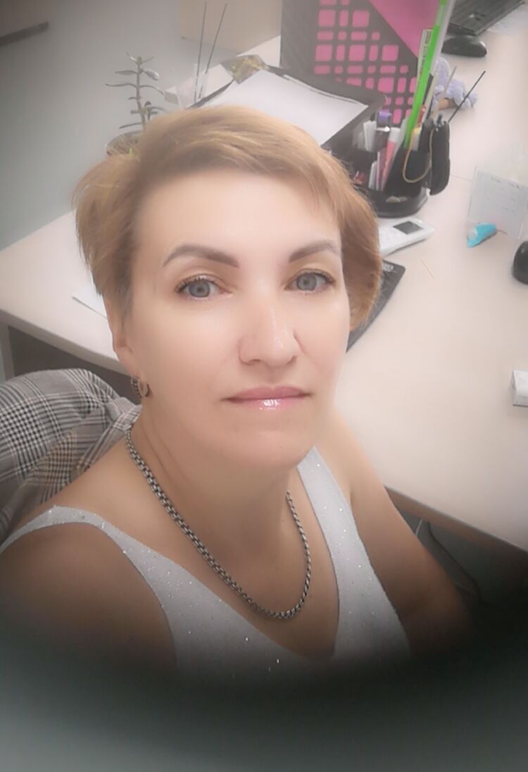  52167813  , 48 ,     