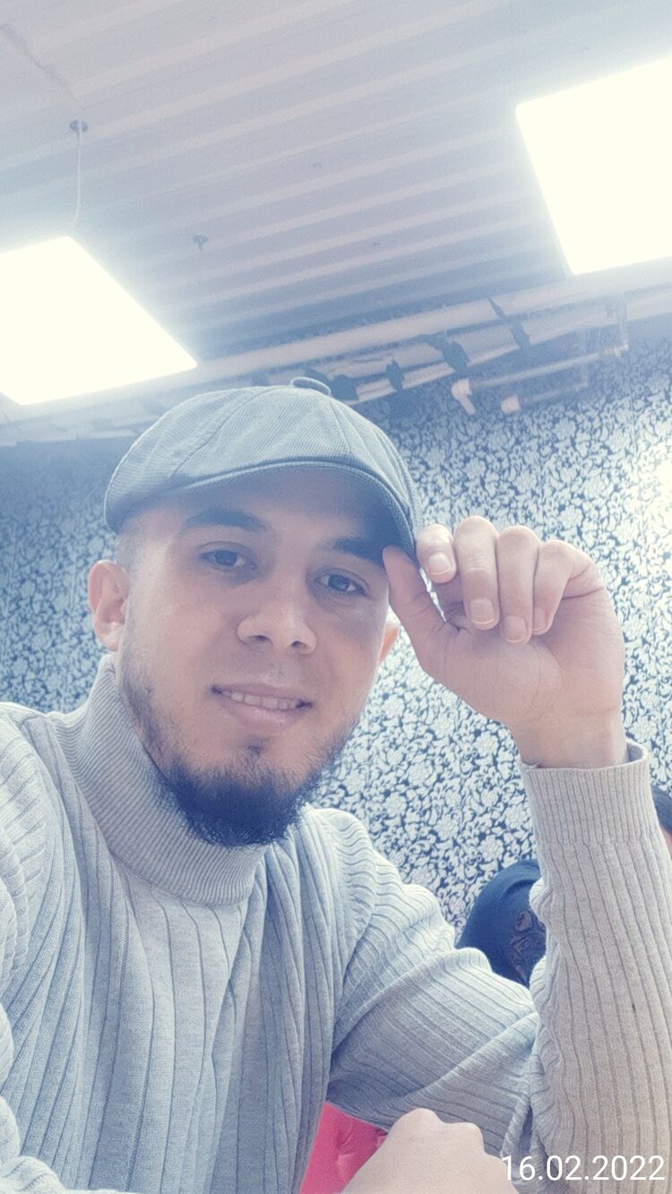  ,   Manuchehr, 29 ,   , c 