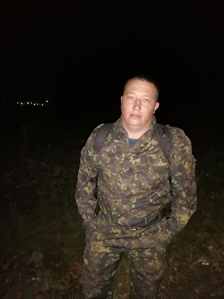  23078863  , 42 ,    