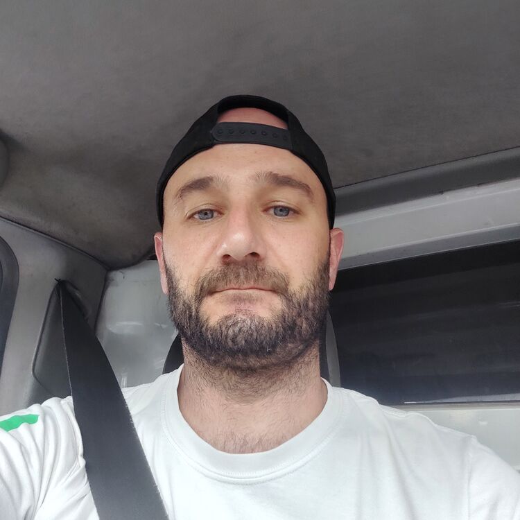  ,   Andrei, 35 ,   ,   