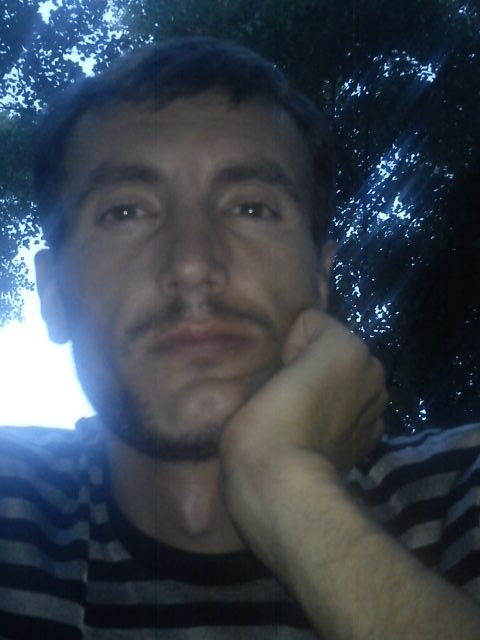  ,   Denis, 46 ,   ,   , c 