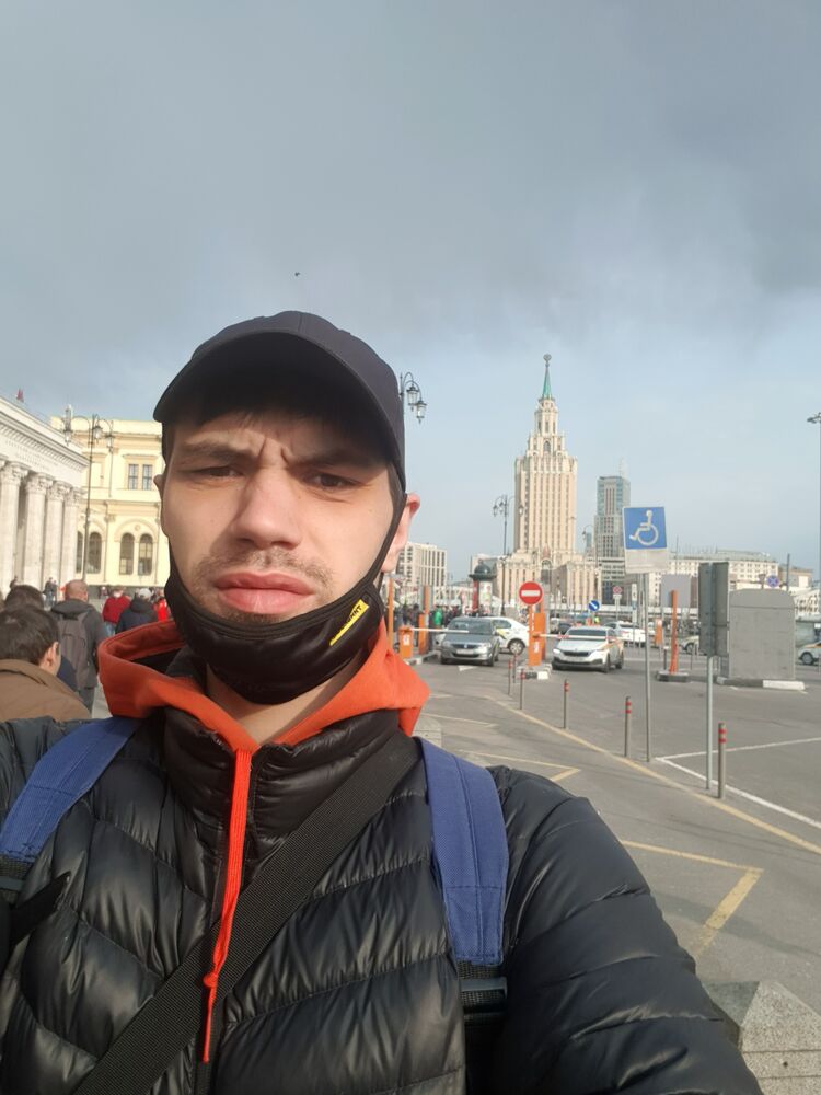  22704203  , 33 ,    