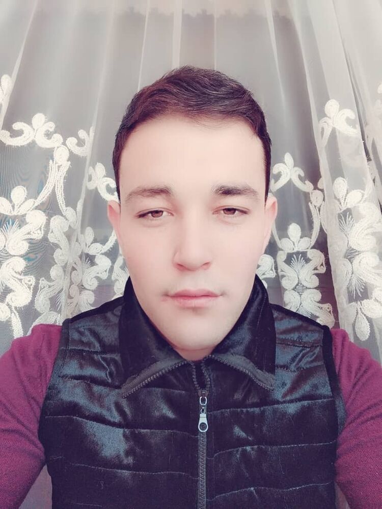  52169333  Mustafa, 26 ,    