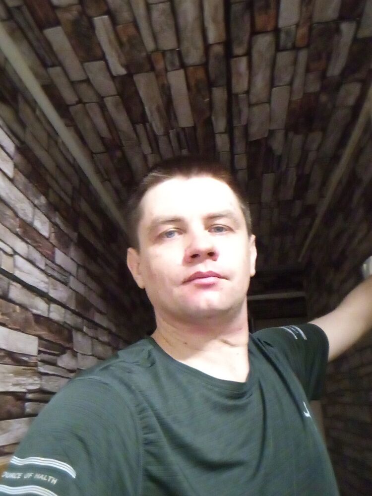  49025623  , 35 ,    
