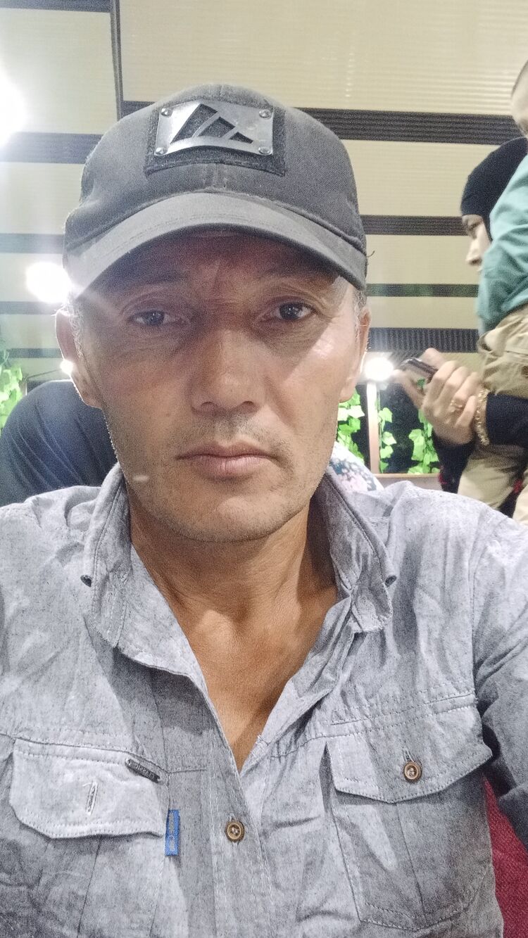  31120533  Zakir, 46 ,    