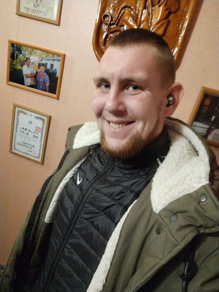  48277303  , 32 ,    