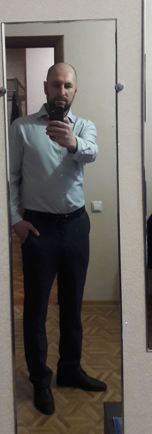  52070643  , 44 ,    