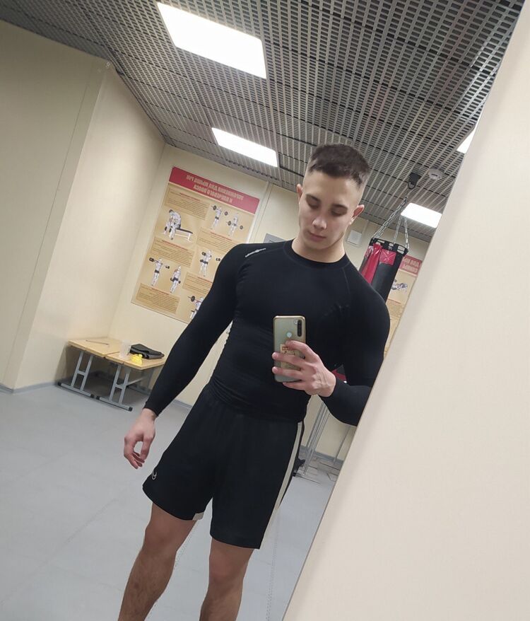  39539853  , 22 ,    