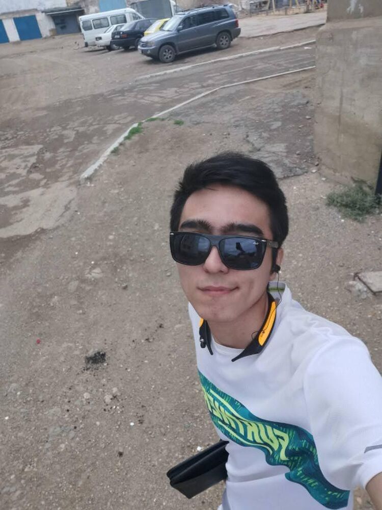 35896353  , 28 ,    