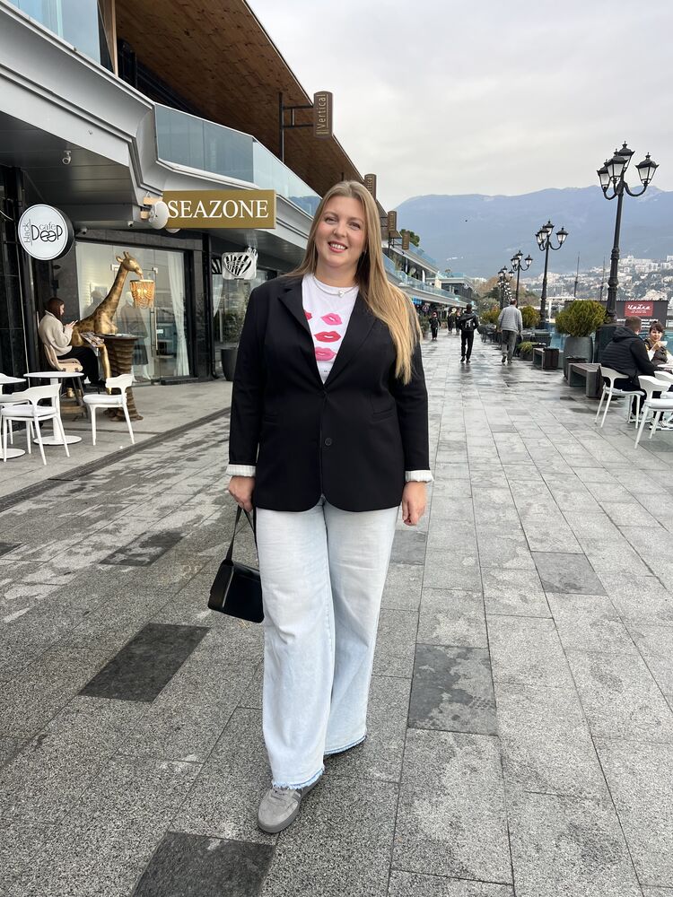  54598143  Maria, 39 ,    