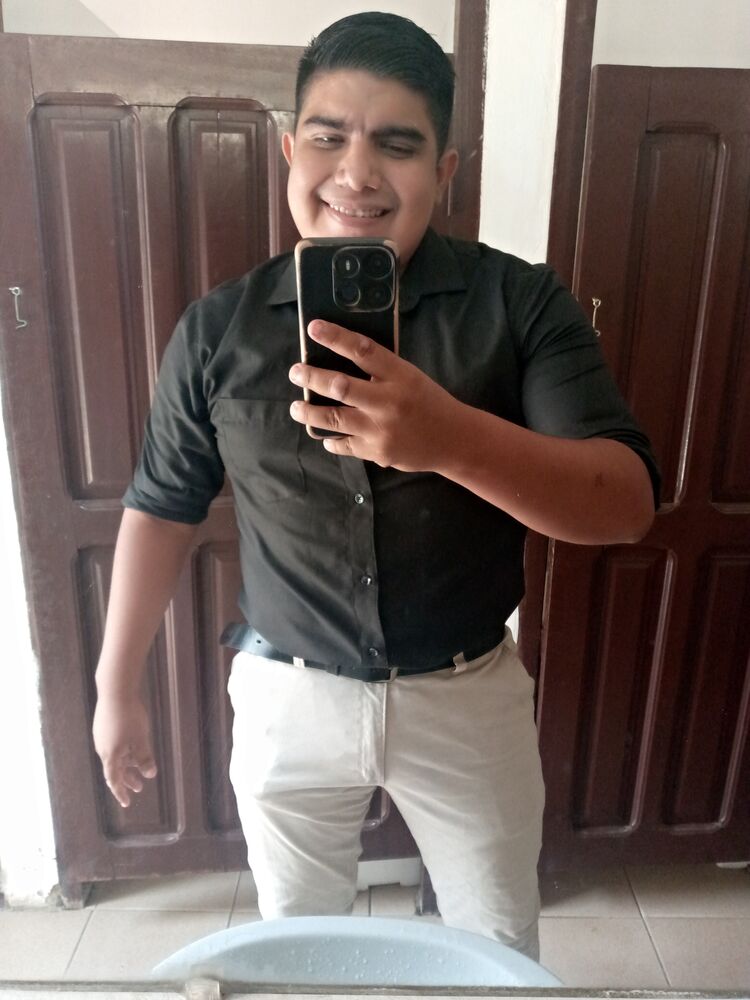  ----,   Jhonatan, 27 ,   ,   
