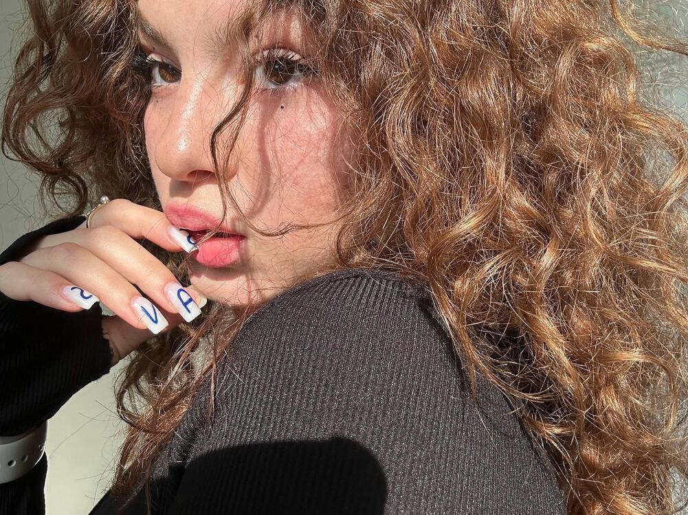  39186533  , 23 ,    