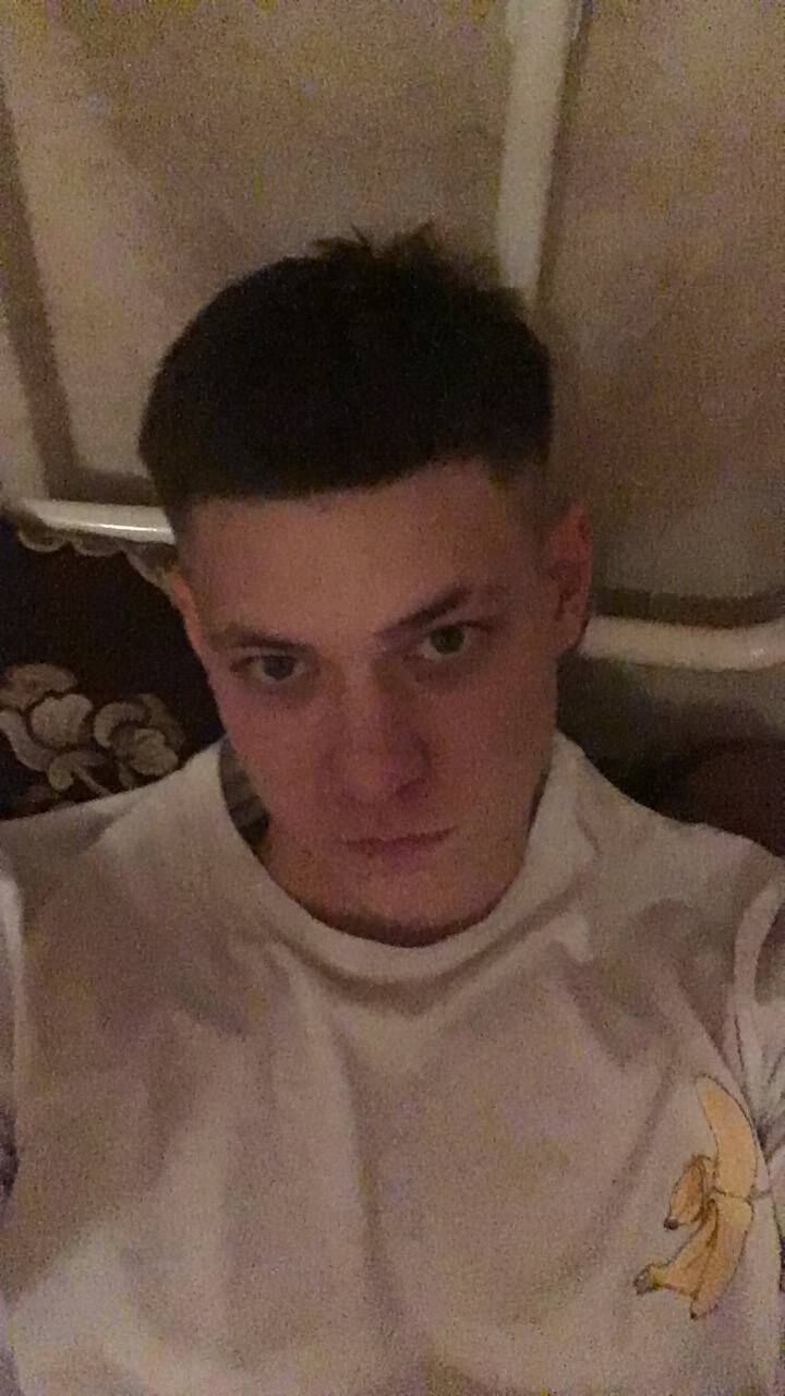  40779383  , 21 ,    