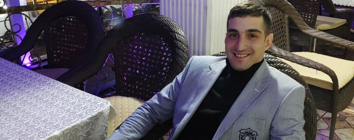  ,   Serj, 32 ,   ,   