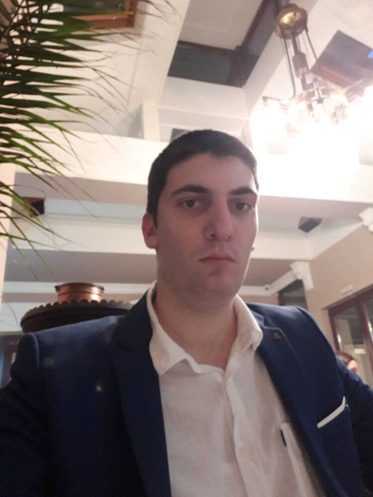  ,   Nikola, 31 ,   ,   , c 