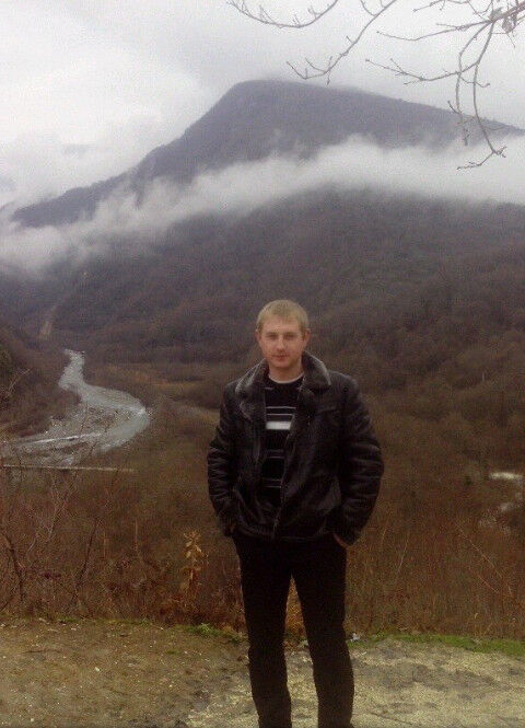  18355883  Bogdan, 37 ,    