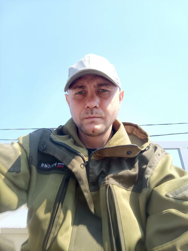  54454733  Vlad, 32 ,    