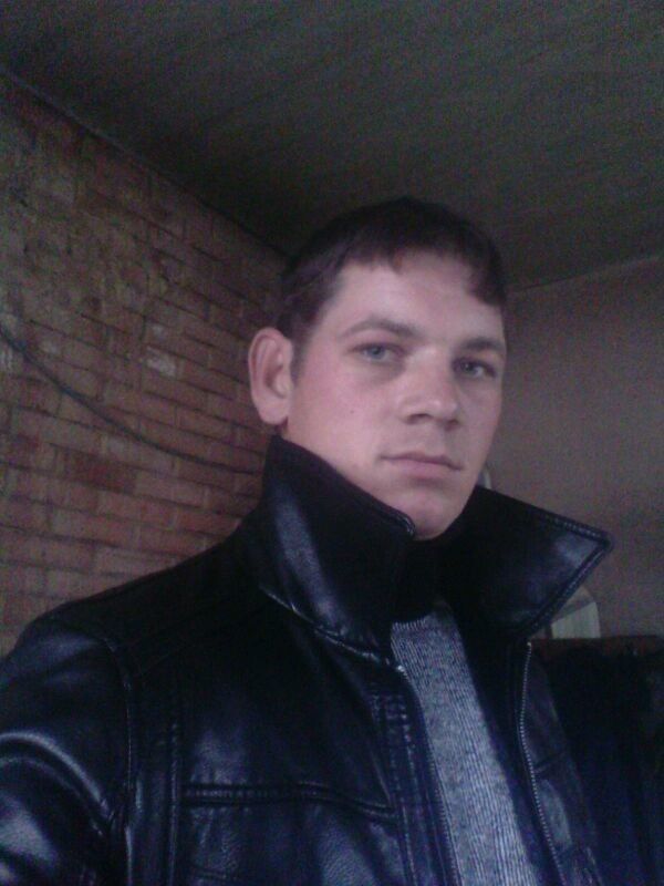  9017923  Den, 38 ,    