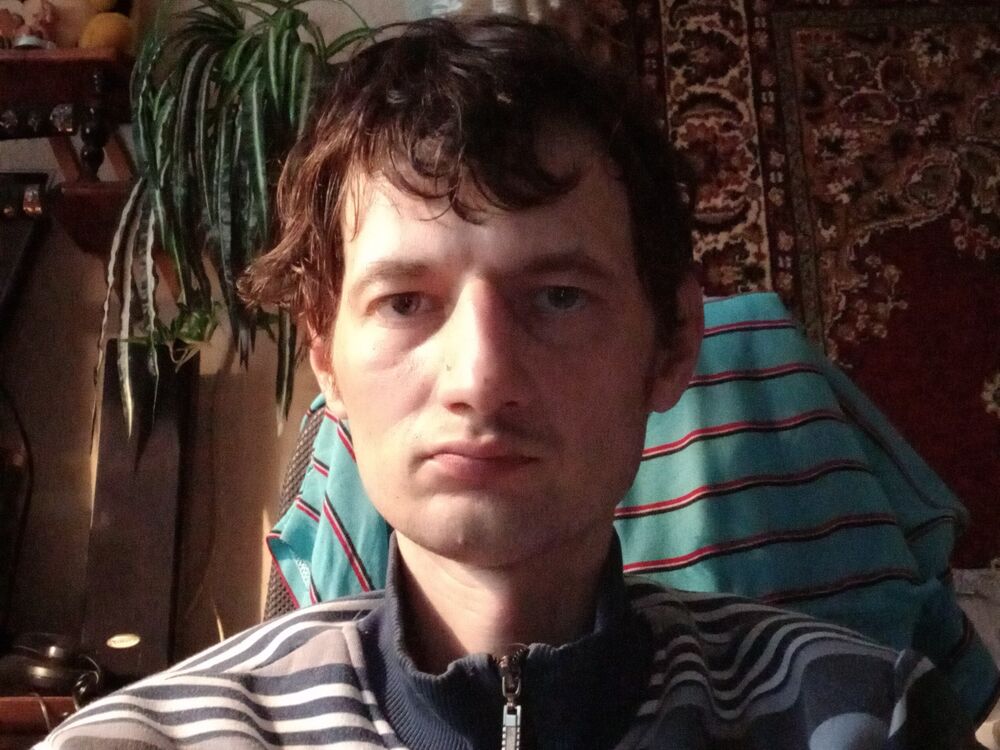  24072093  , 37 ,    