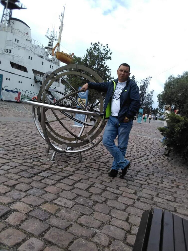 ,   Artem, 45 ,   ,   , c 