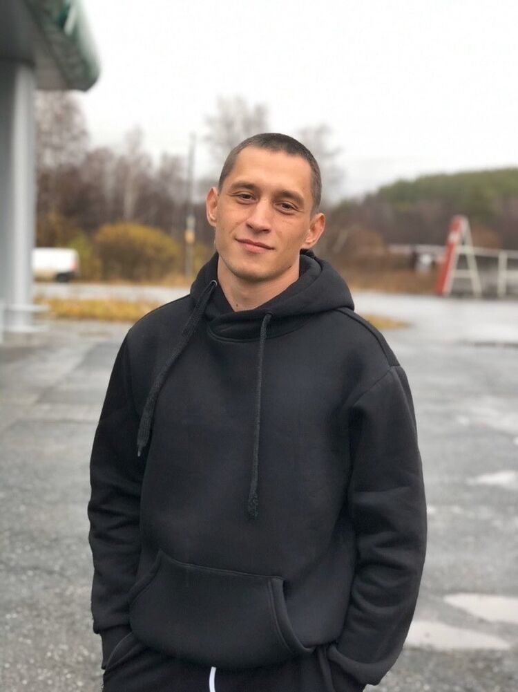  18022283  , 35 ,    