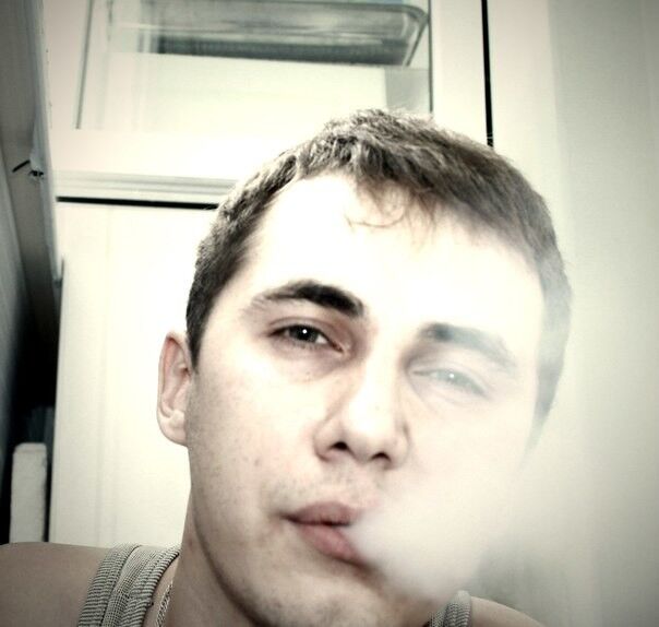  ,   Leo Bro, 37 ,   ,   , c , 