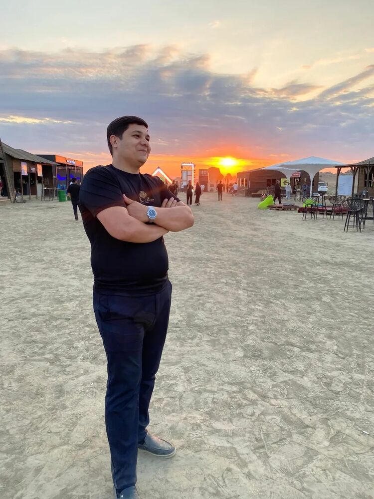 ���� 54915673 ������� �����, 37 ���, ���� ���������� � Russell