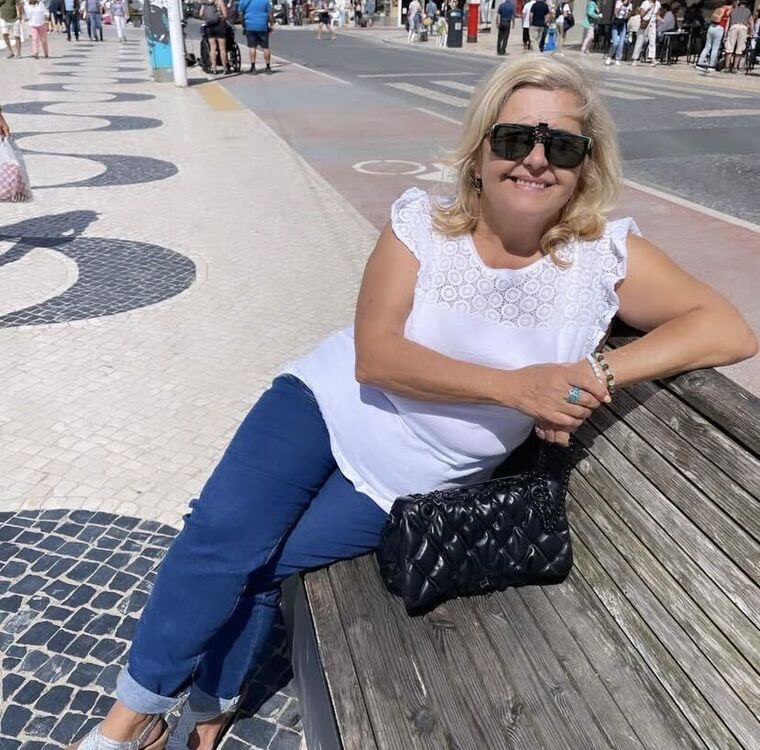  52588733  Dominic, 44 ,    