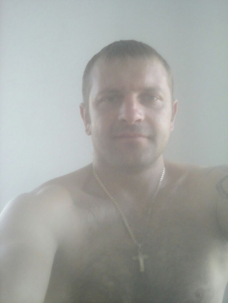  10712683  , 42 ,    