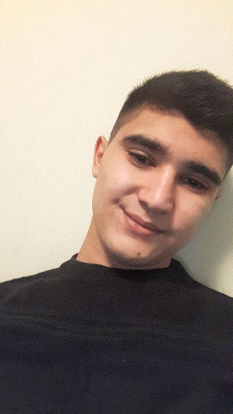  52879613  , 27 ,    