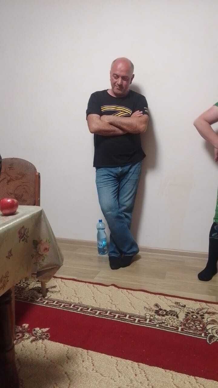  42865653  , 43 ,    
