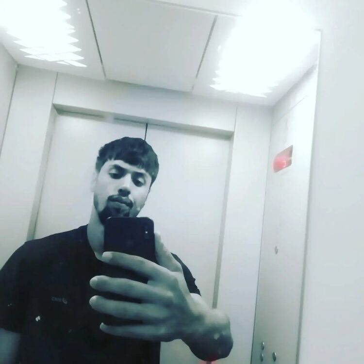  -,   Amir, 31 ,   ,   