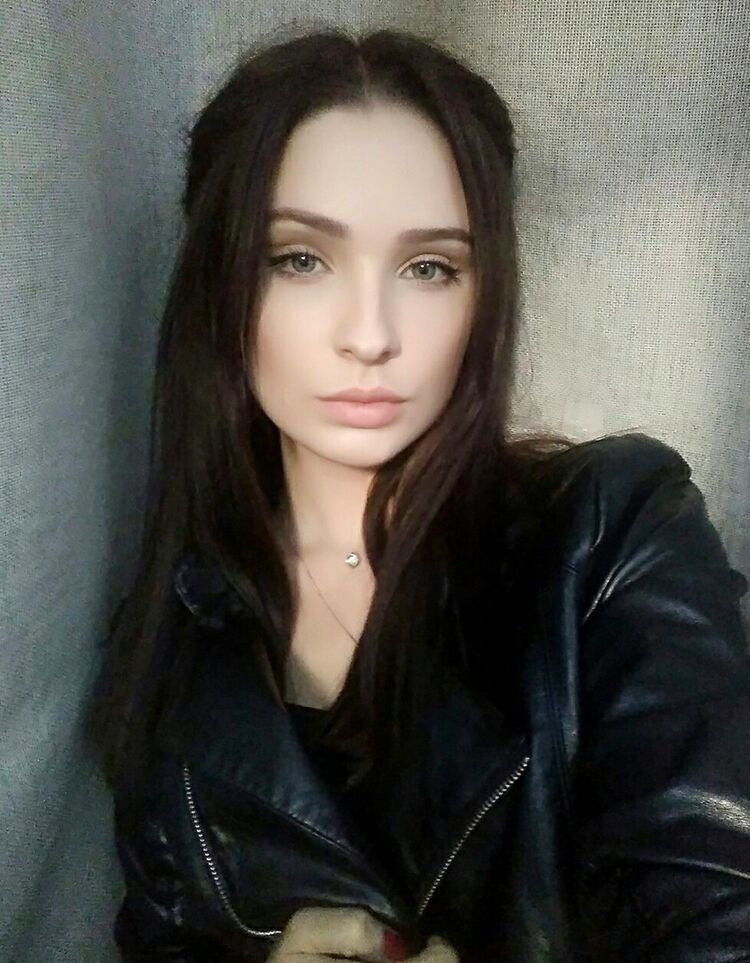  18750283  , 30 ,    