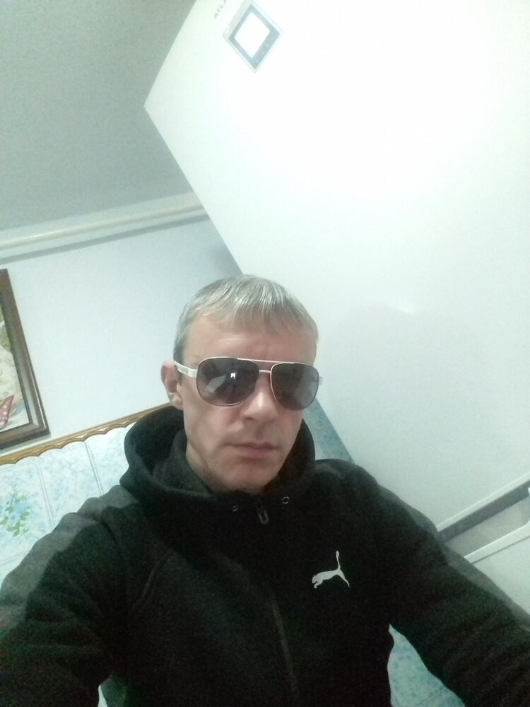  18645703  , 43 ,    