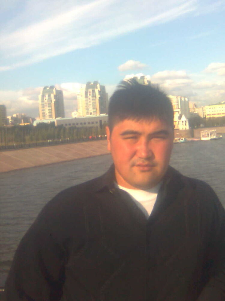  18705323  Mustang, 37 ,    