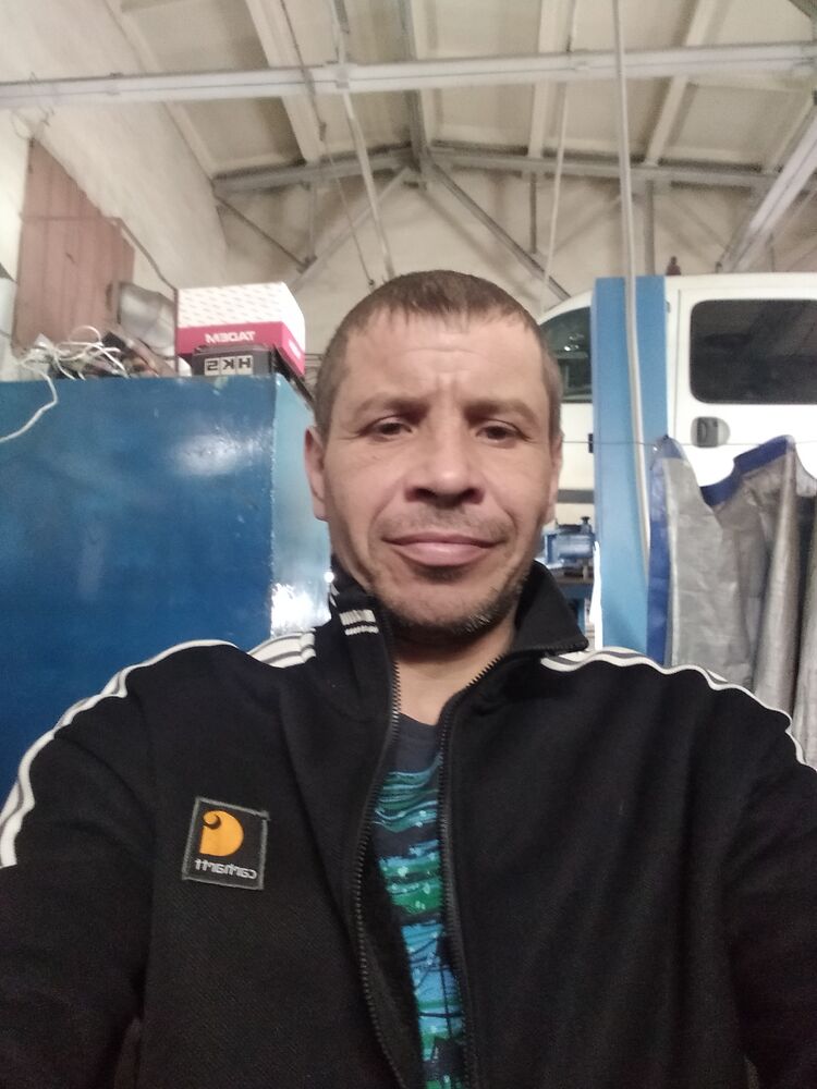  40609033  , 45 ,    