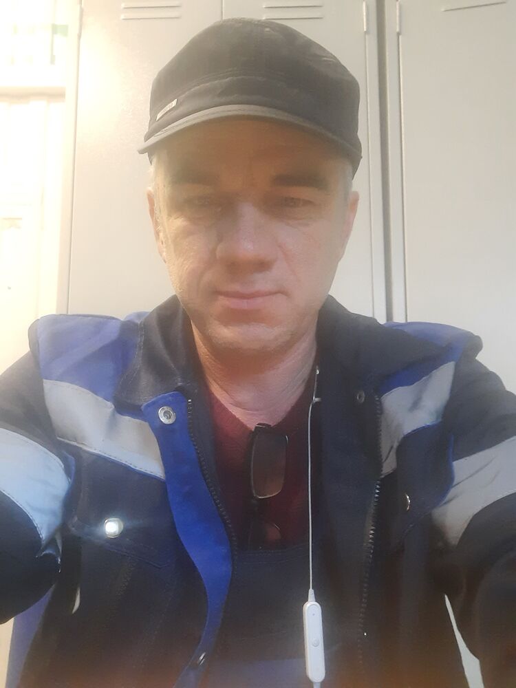  35589773  Evgeny, 54 ,    