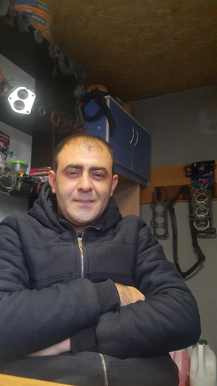  --,   , 37 ,   c 