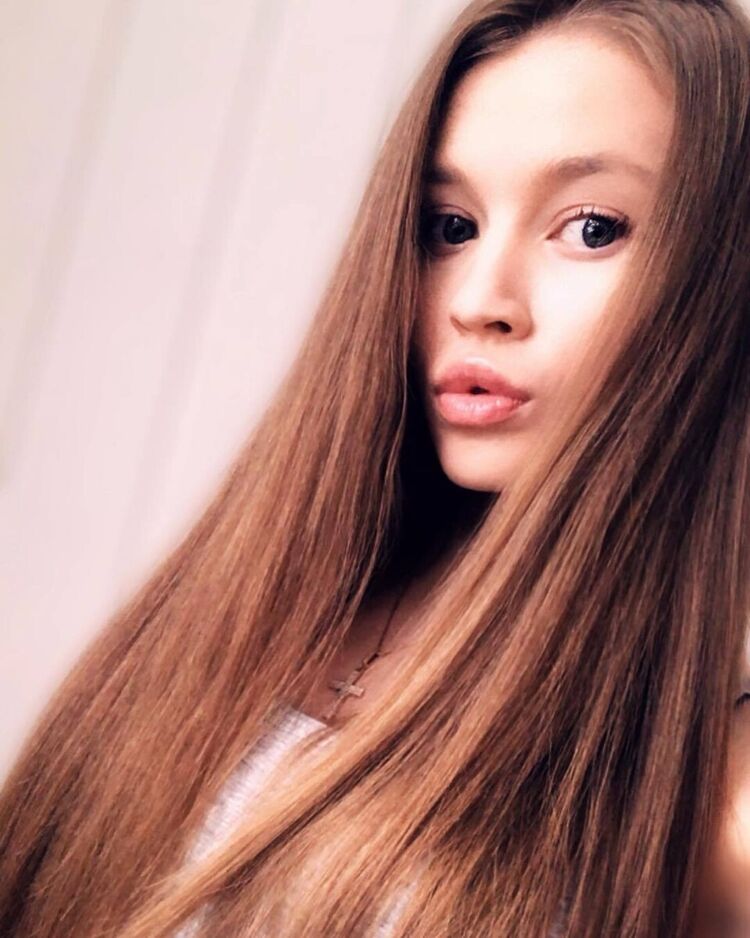  24079413  Oksana, 26 ,    