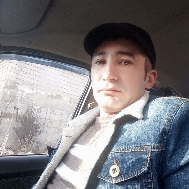  18678563  Ilyor, 43 ,    