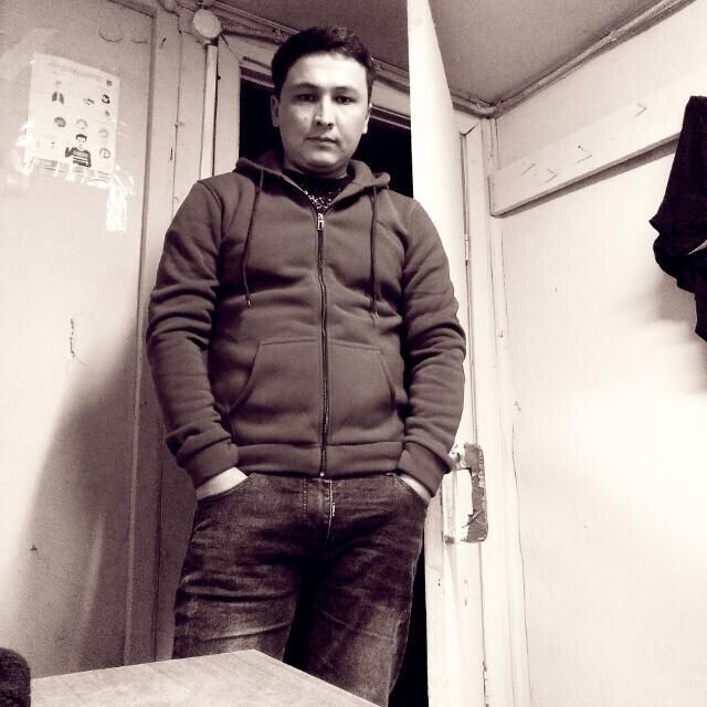  ,   Toir Bek, 32 ,     