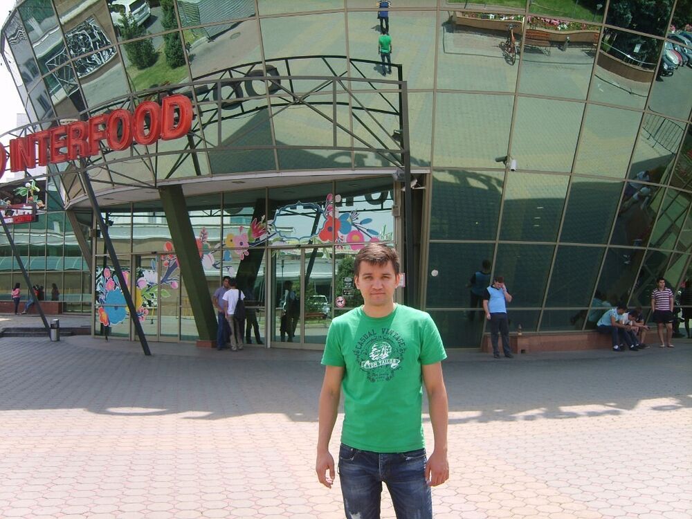  5643913  Timur, 34 ,    