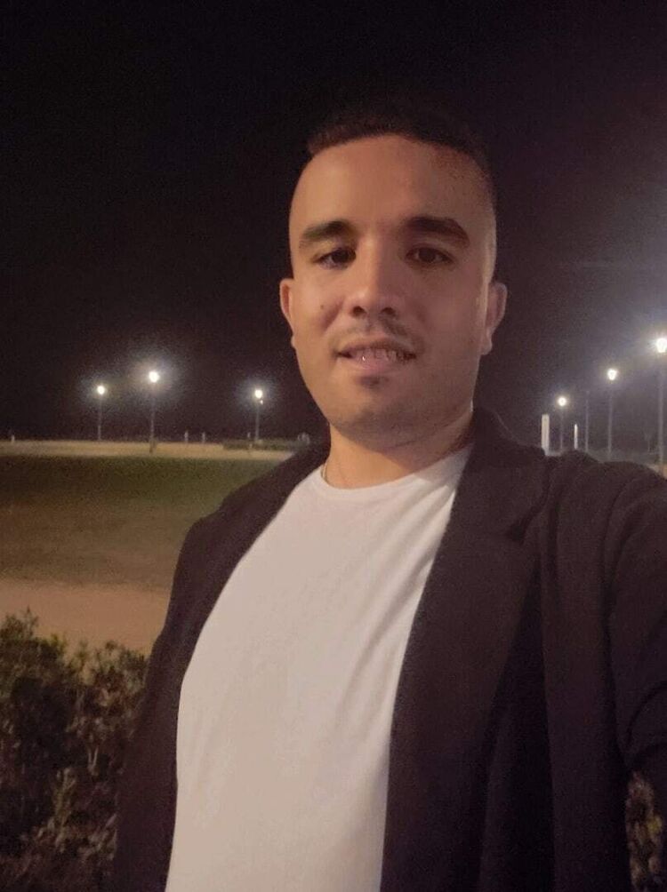  29492503  Walid, 27 ,    