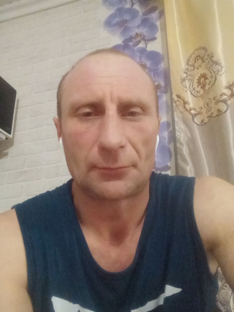  33392393  Vladimir, 40 ,    