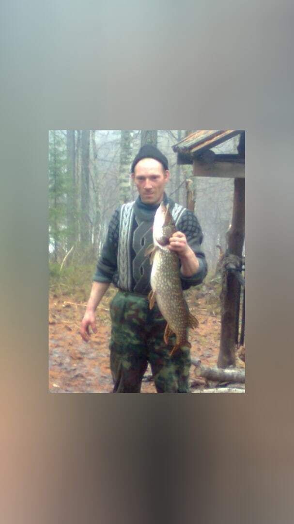  34449633  Vladislav, 44 ,    
