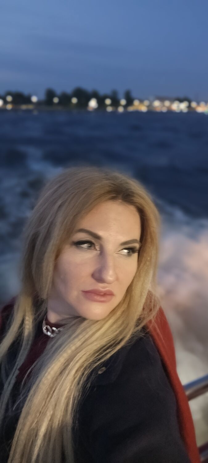  52906063  , 43 ,    -