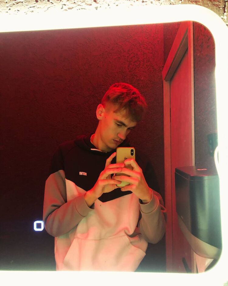 ���� 49056773 ����� ������, 19 ���, ���� ���������� � ������