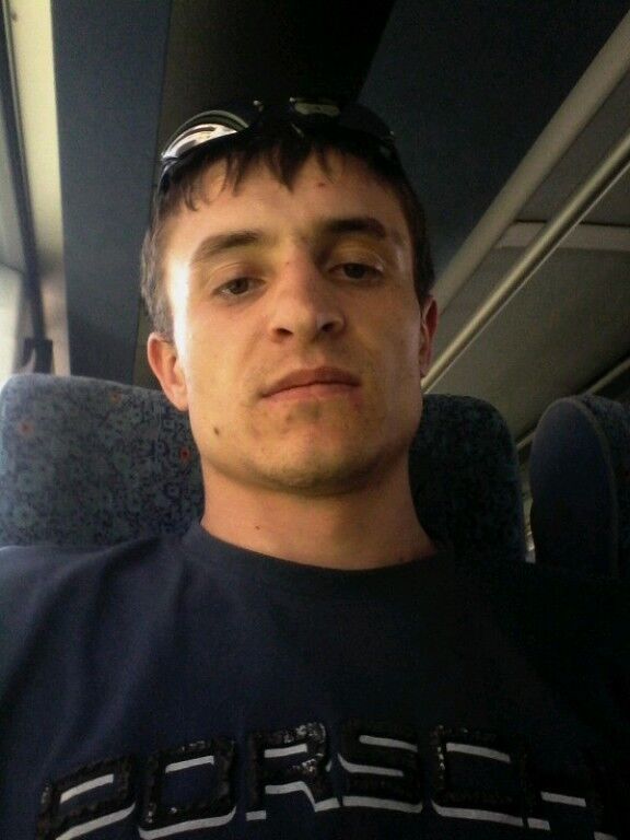  14438453  Nicolai, 32 ,    
